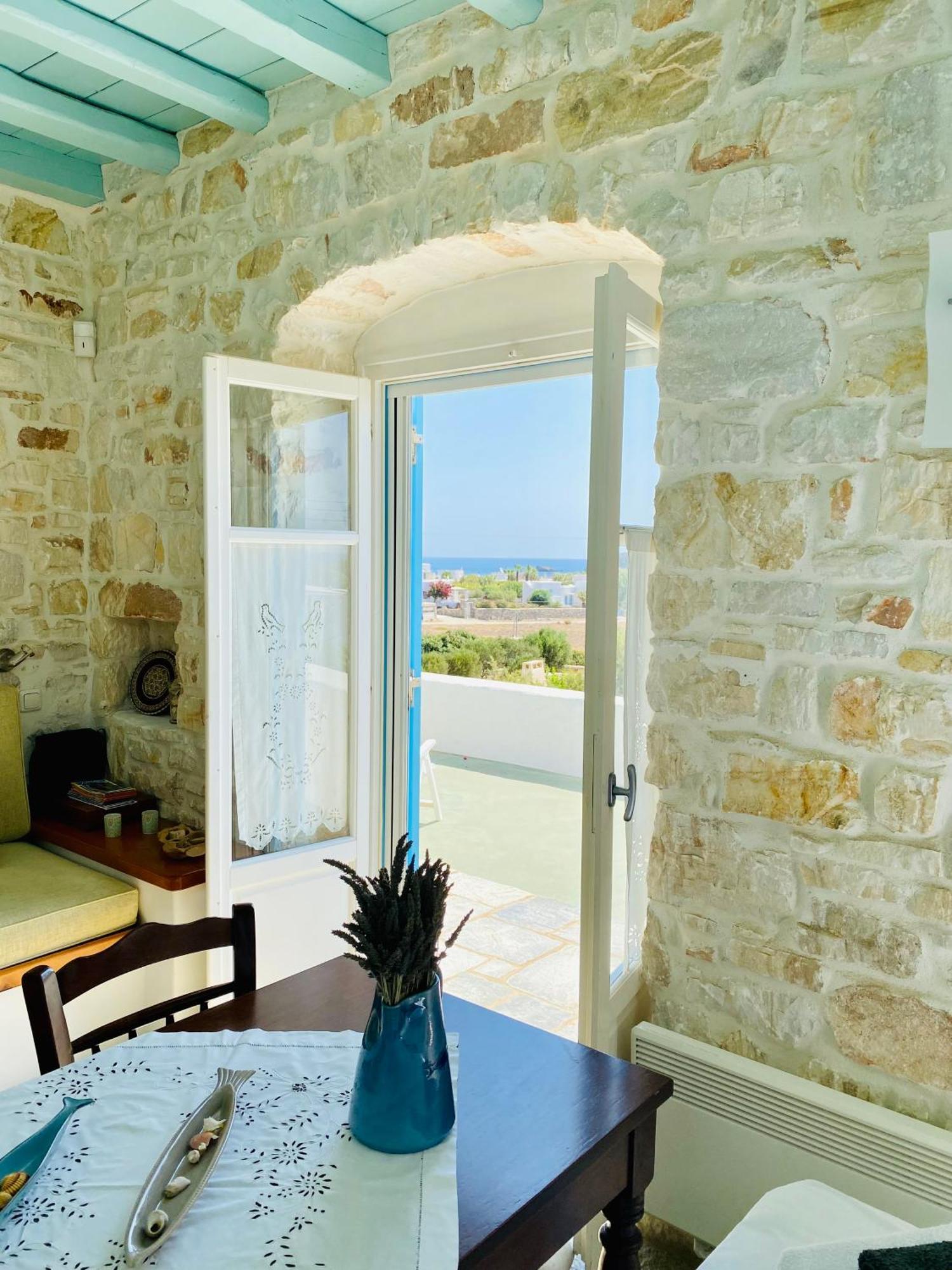 Santa Maria Traditional Stone Studio Luaran gambar